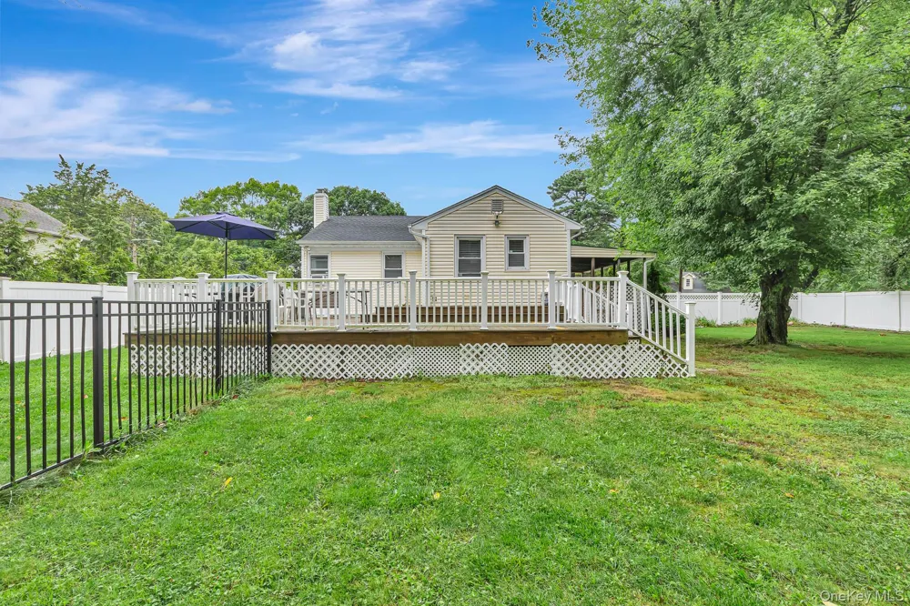 12 Dover Avenue Mastic, NY 11950