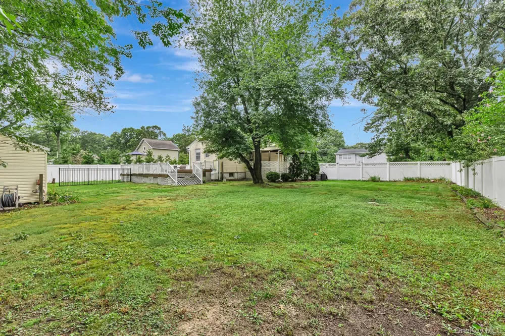 12 Dover Avenue Mastic, NY 11950