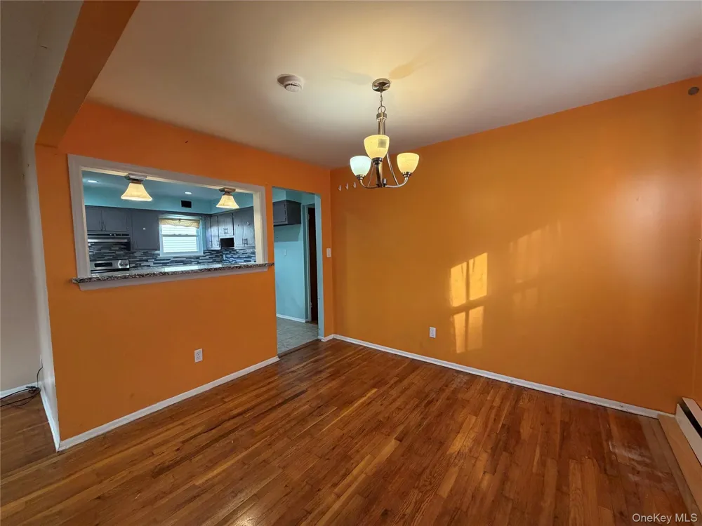 2829 Elm Street Oceanside, NY 11572