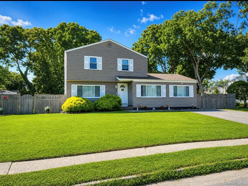 16 Belair Road Selden, NY 11784