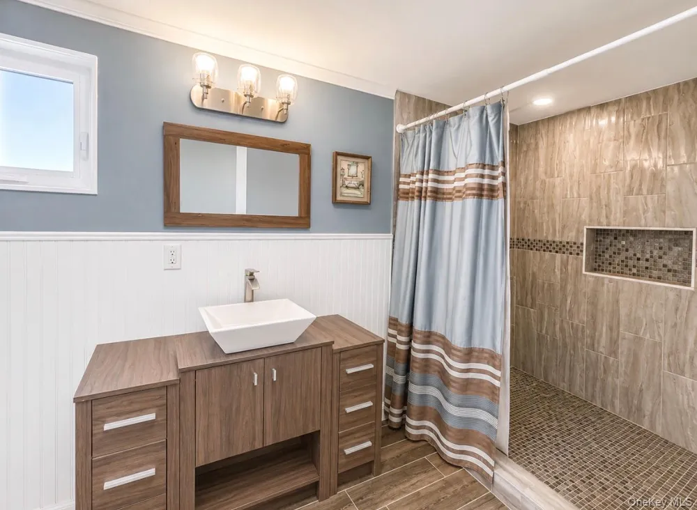 16 Belair Road Selden, NY 11784