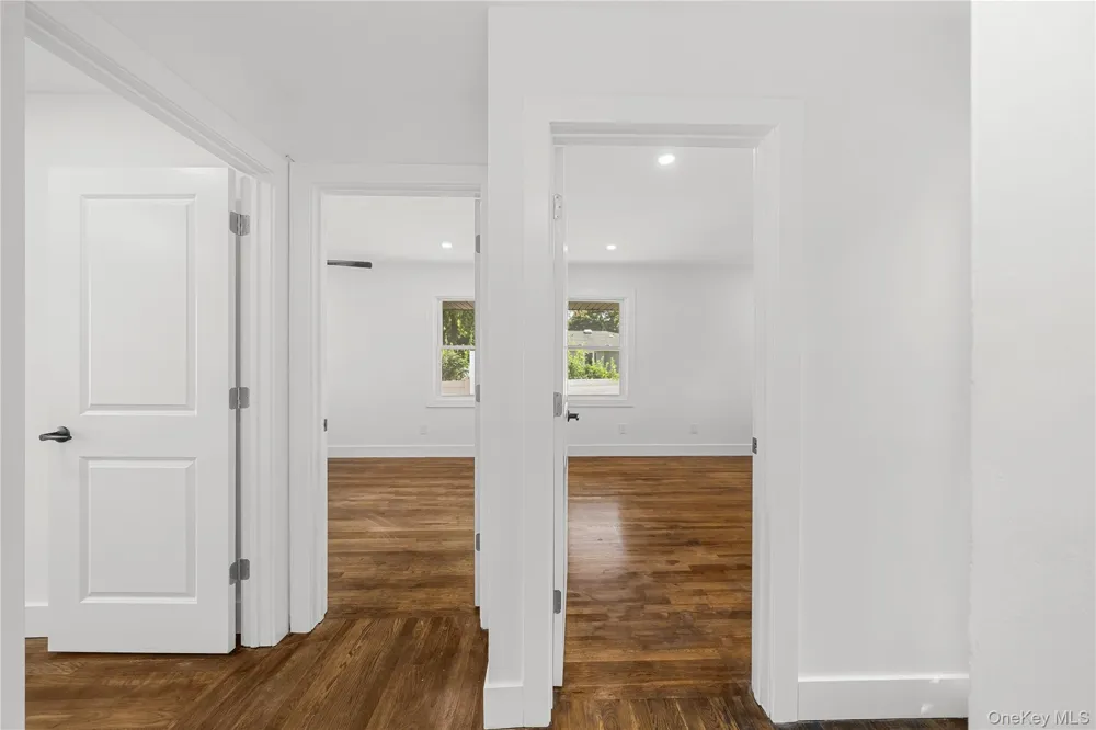 42 Rita Crescent Commack, NY 11725
