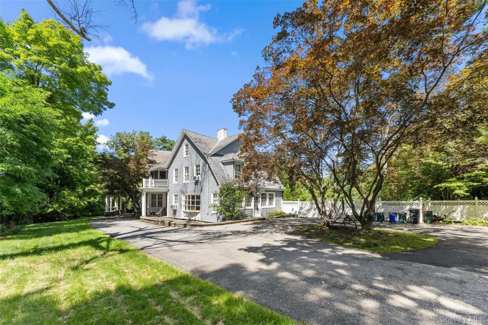 5 Trinity Place Cornwall, NY 12518