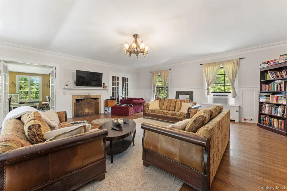 5 Trinity Place Cornwall, NY 12518