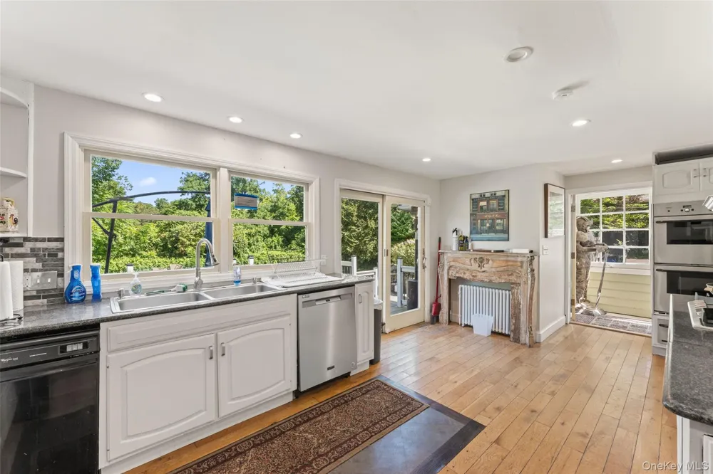 5 Trinity Place Cornwall, NY 12518