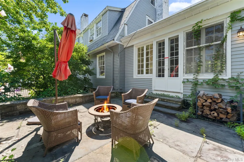 5 Trinity Place Cornwall, NY 12518