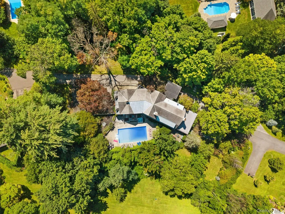5 Trinity Place Cornwall, NY 12518