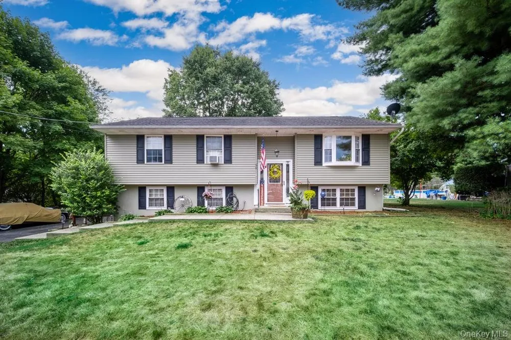 56 Riina Road Wurtsboro, NY 12790