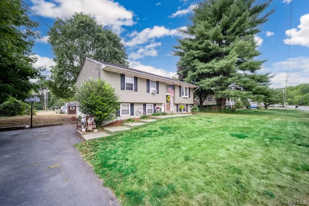 56 Riina Road Wurtsboro, NY 12790