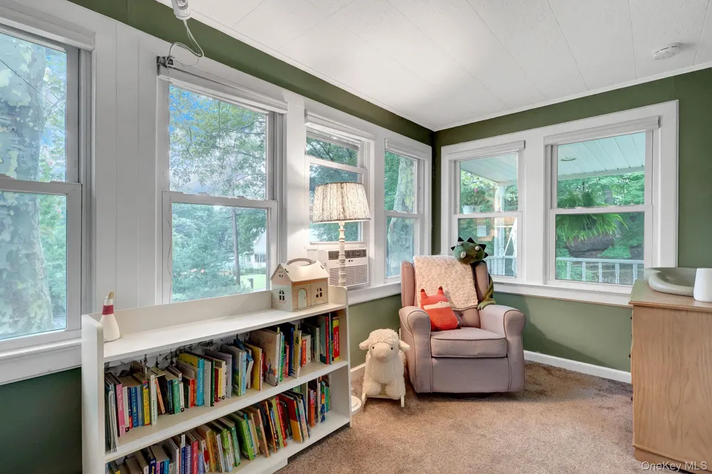 33 Aloma Road Rocky Point, NY 11778