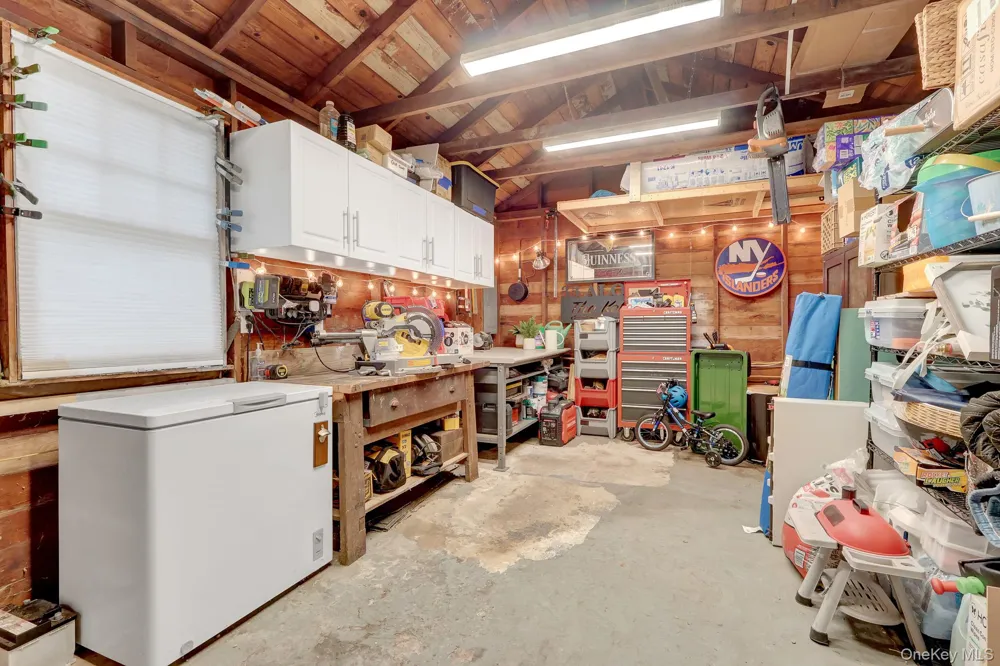 33 Aloma Road Rocky Point, NY 11778