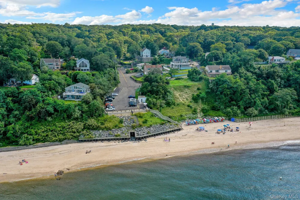 33 Aloma Road Rocky Point, NY 11778
