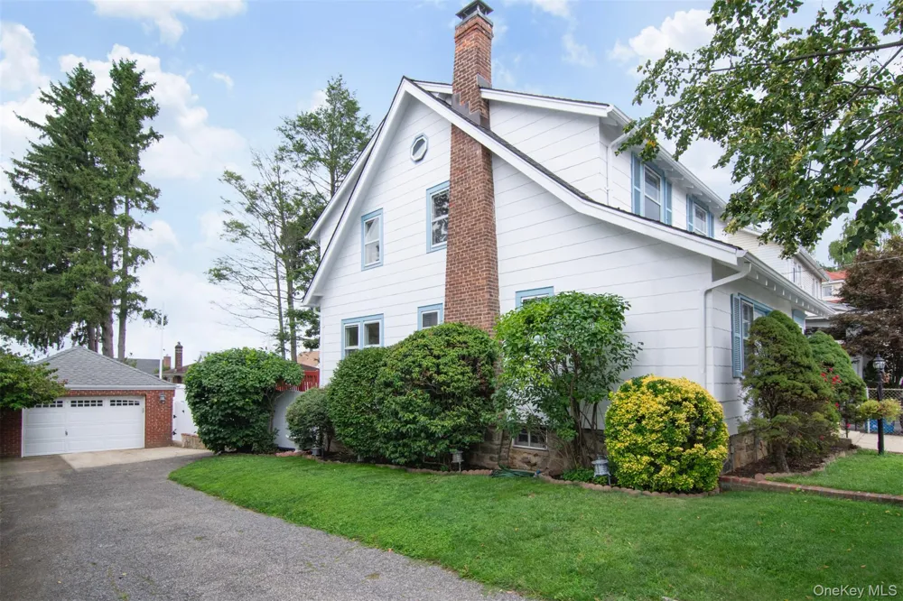 53 Briggs Avenue Yonkers, NY 10701