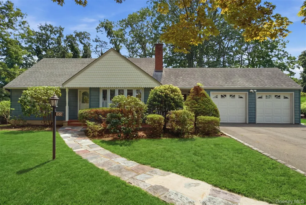 155 Hoover Place Centerport, NY 11721