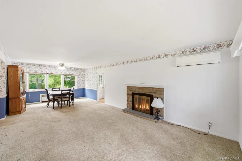 155 Hoover Place Centerport, NY 11721