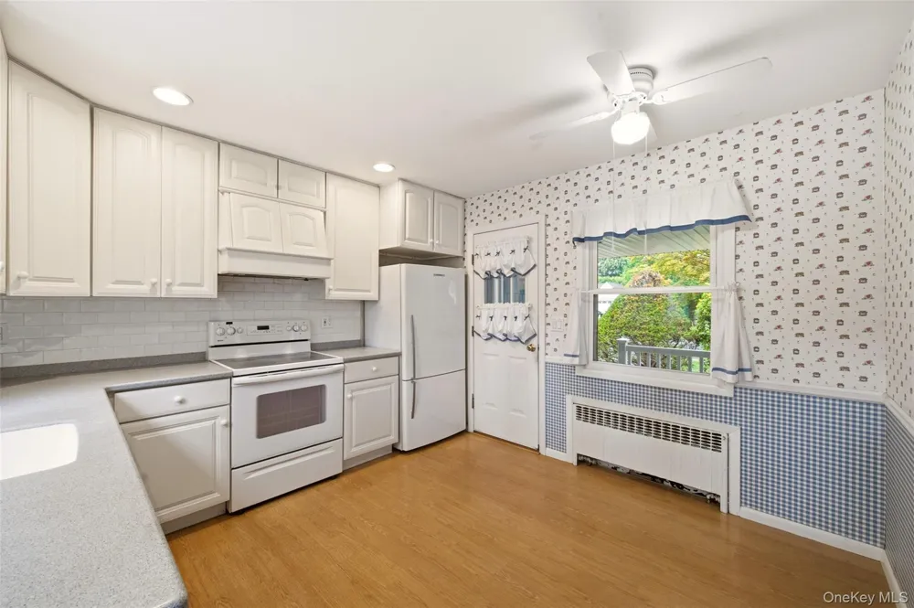 155 Hoover Place Centerport, NY 11721