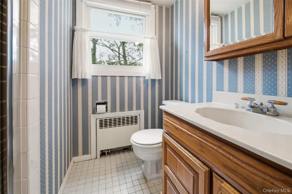 155 Hoover Place Centerport, NY 11721