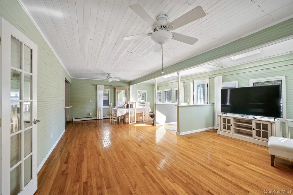 9 Watson Street East Islip, NY 11730