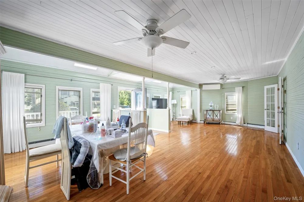 9 Watson Street East Islip, NY 11730