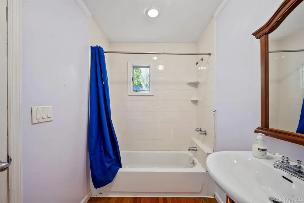 9 Watson Street East Islip, NY 11730