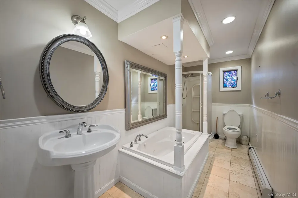 9 Watson Street East Islip, NY 11730