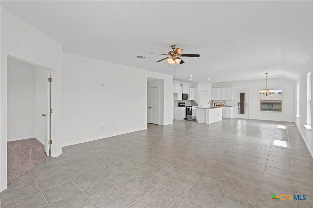8618 Stonehollow Drive Temple, TX 76502