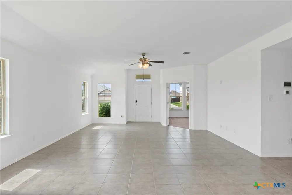 8618 Stonehollow Drive Temple, TX 76502