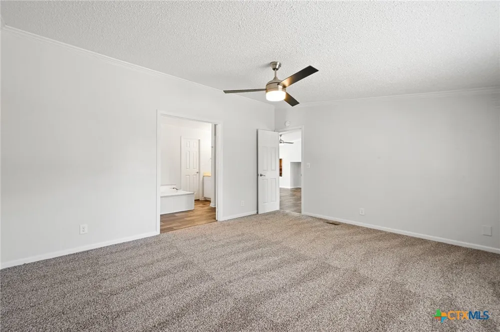 871 Political Road Lockhart, TX 78644