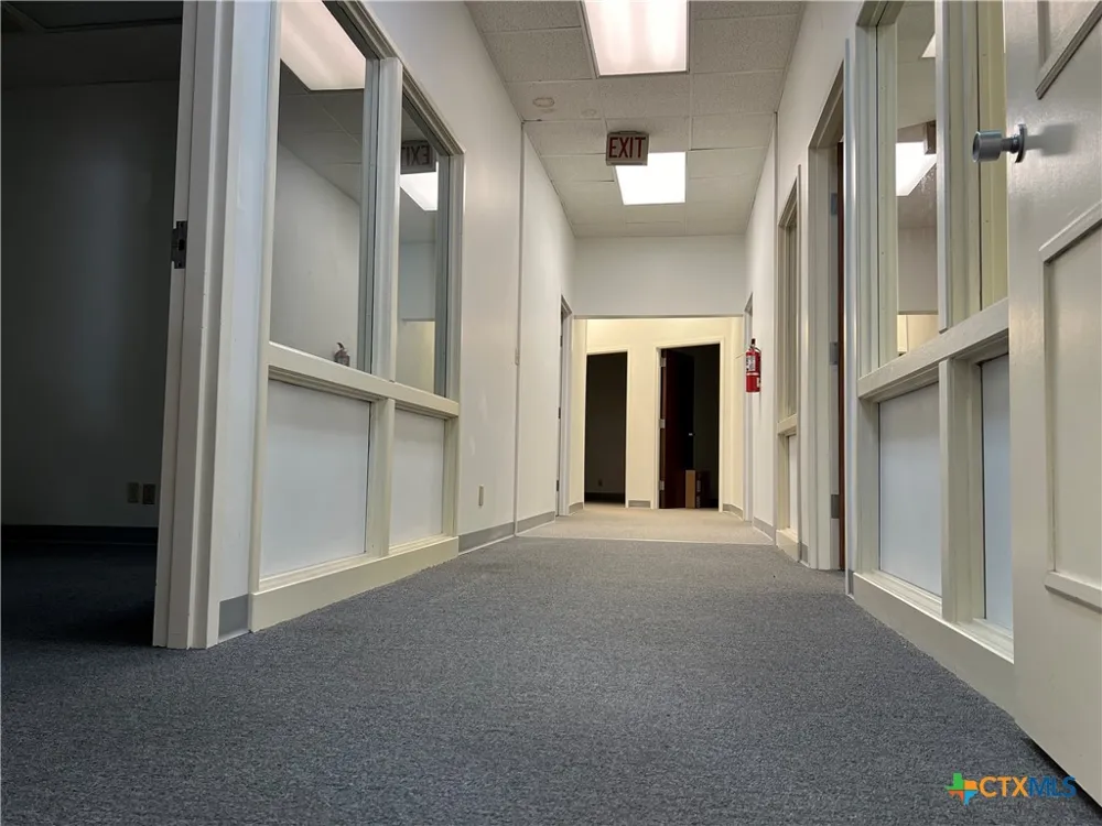 114 Main Street Victoria, TX 77901