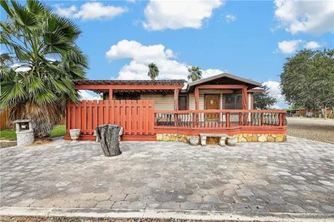 8047 Bentsen Palm Drive