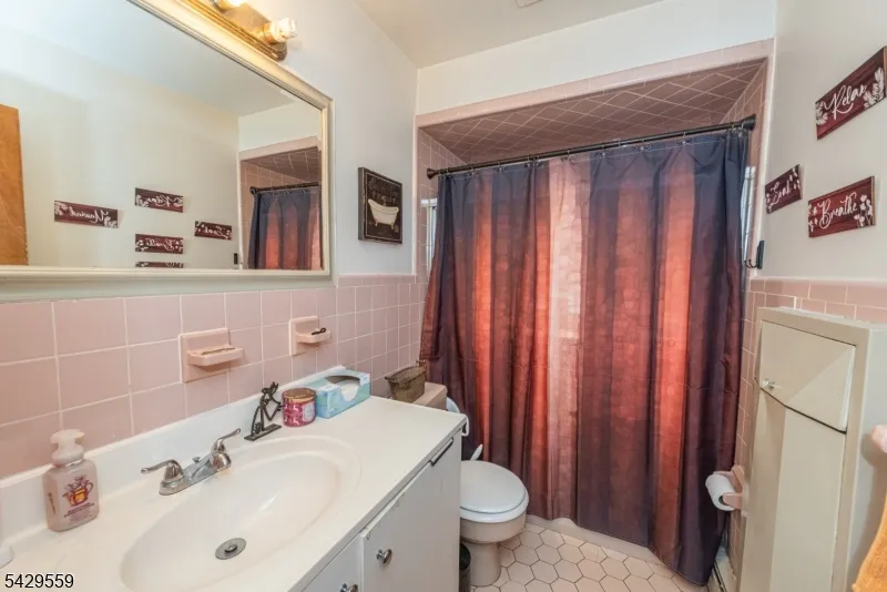 20 Halsey Ave #6 Unit 6 Haledon, NJ 07508