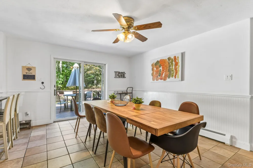 4 Wooded Lane Hampton Bays, NY 11946