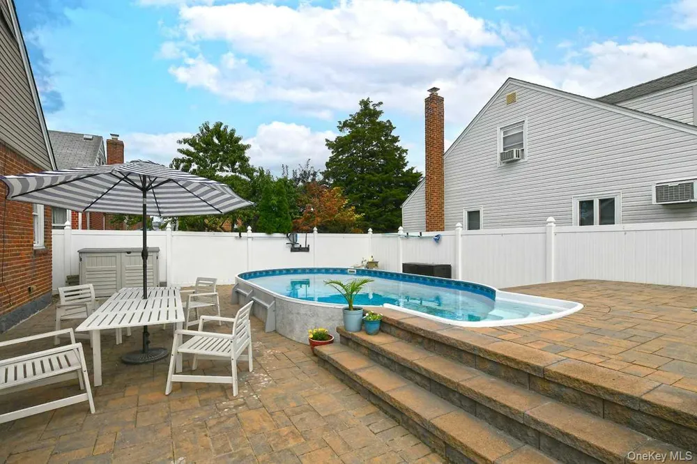 102 Roxbury Road Franklin Square, NY 11010