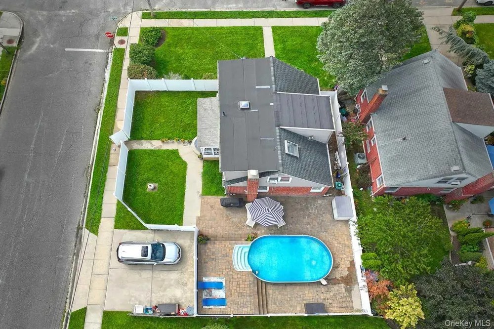 102 Roxbury Road Franklin Square, NY 11010