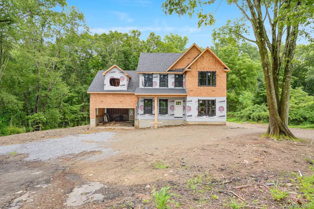 32 Vandewater Drive Wappingers Falls, NY 12590