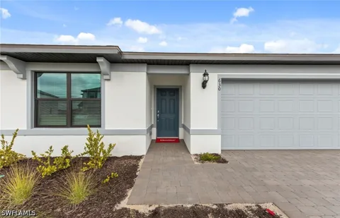 Oasis Lake Place