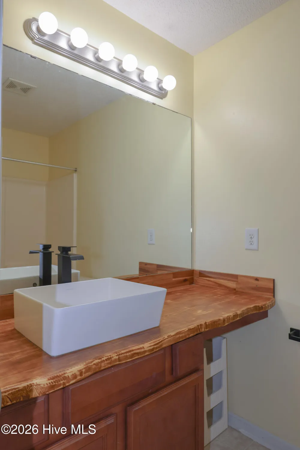 1002 Grandeur Avenue Jacksonville, NC 28546