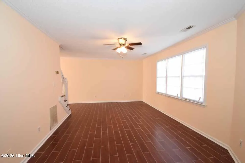 3828 Sterling Pointe Drive #O5 Winterville, NC 28590