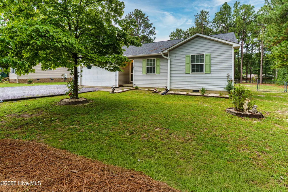 149 Forest Place Aberdeen, NC 28315