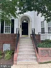 1588 LEEDS CASTLE DRIVE #101
