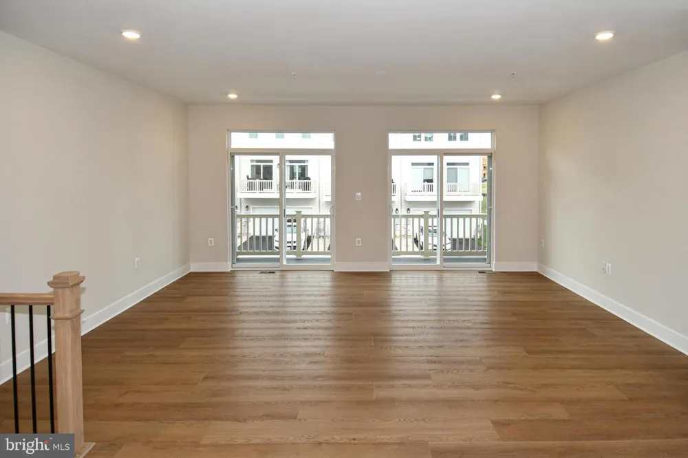 22799 TAWNY PINE Ashburn, VA 20148