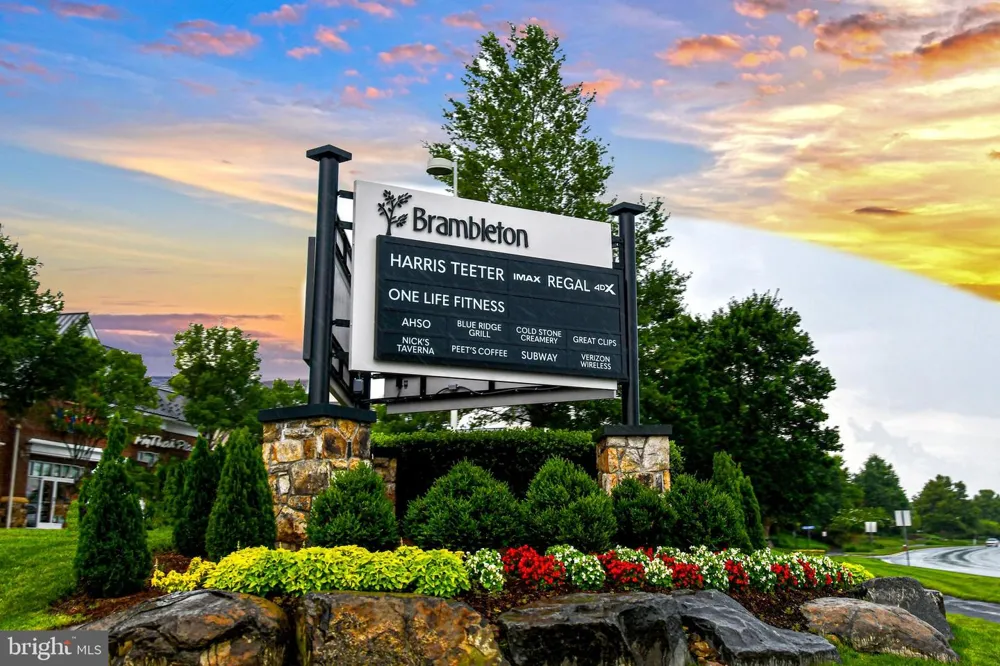 22799 TAWNY PINE Ashburn, VA 20148