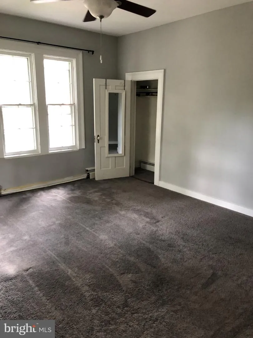 185 MAIN STREET Warrenton, VA 20186