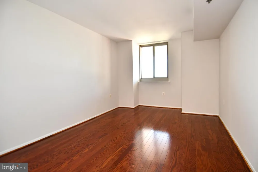 1001 VERMONT STREET #1010 Arlington, VA 22201