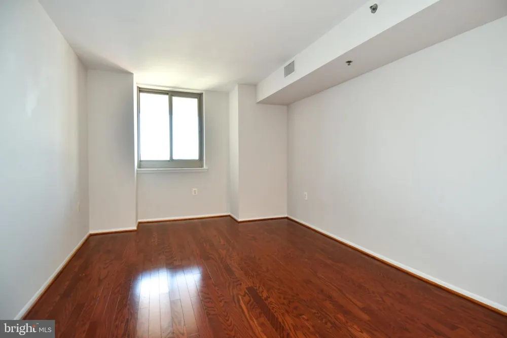 1001 VERMONT STREET #1010 Arlington, VA 22201