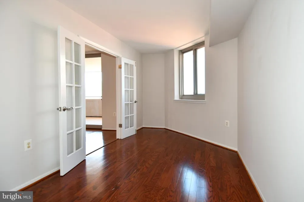 1001 VERMONT STREET #1010 Arlington, VA 22201