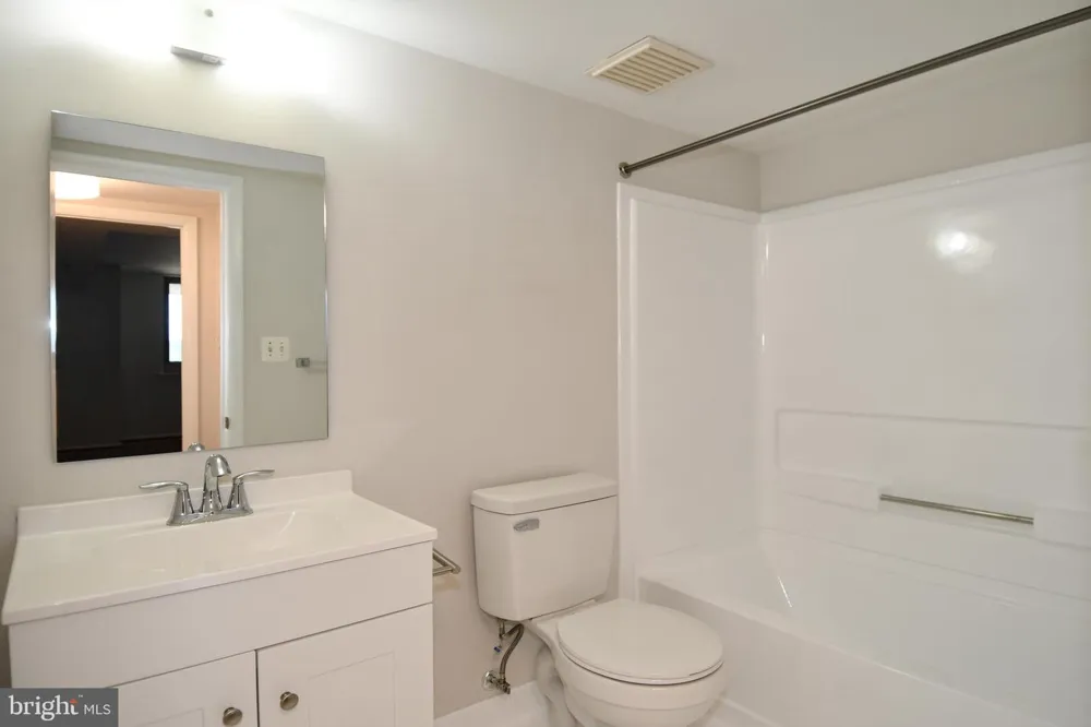 1001 VERMONT STREET #1010 Arlington, VA 22201