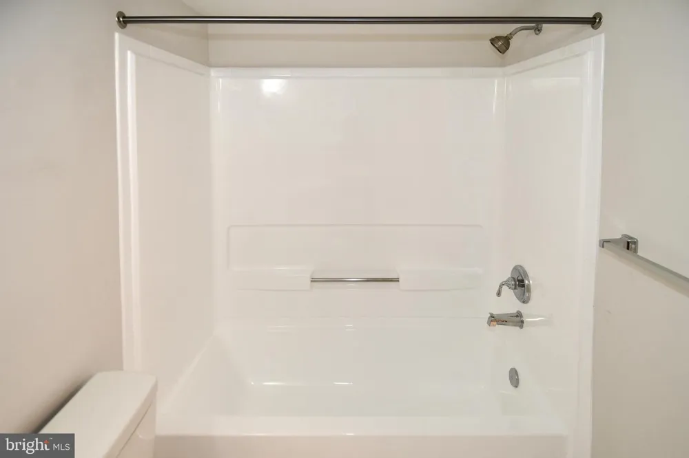 1001 VERMONT STREET #1010 Arlington, VA 22201