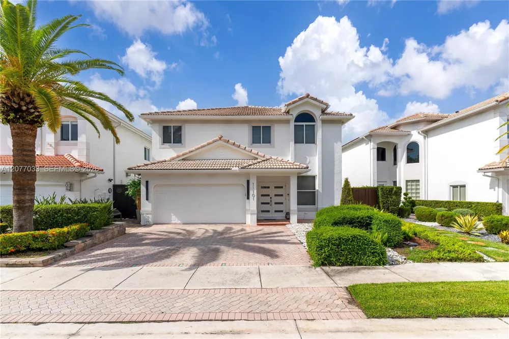 11101 NW 72nd Ter Doral, FL 33178