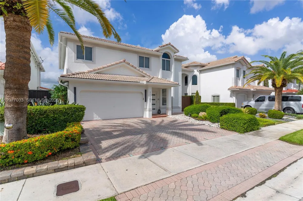 11101 NW 72nd Ter Doral, FL 33178